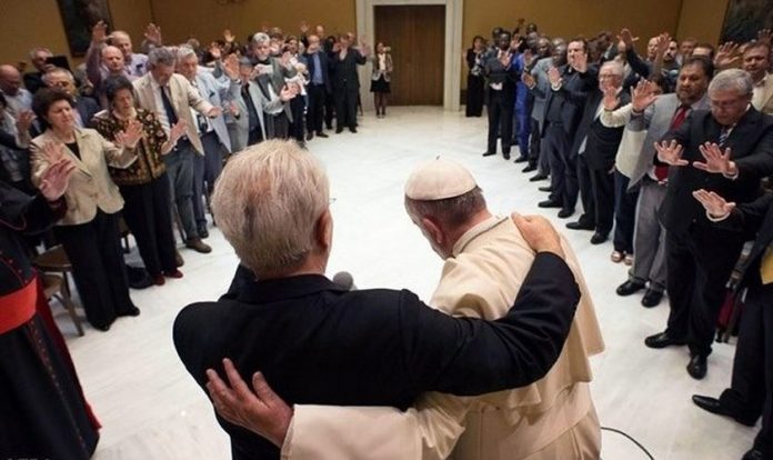 308176192-papa-francisco-pastores