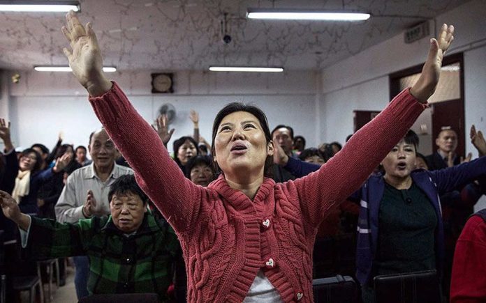 chinese-chrsitians-20151229120829
