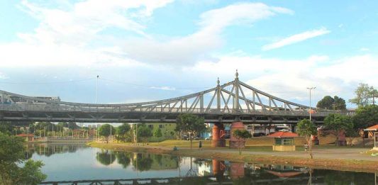 Rio Negro supera 1953 e 2009 e já tem segunda maior enchente